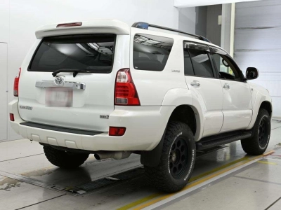 TOYOTA HILUX SURF