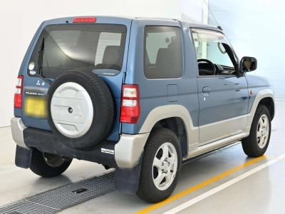 MITSUBISHI PAJERO MINI