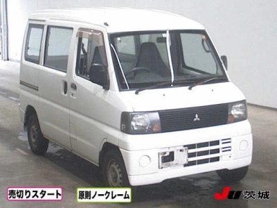 MITSUBISHI MINICAB