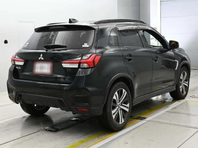 MITSUBISHI RVR