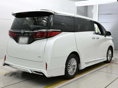 TOYOTA ALPHARD HYBRID