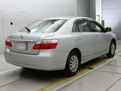 TOYOTA PREMIO