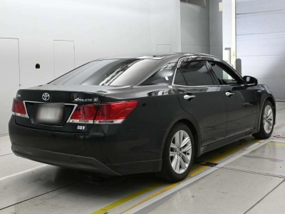 TOYOTA CROWN HYBRID