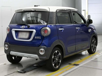 DAIHATSU CAST