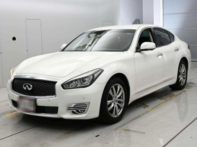 NISSAN FUGA