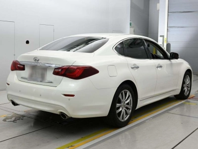 NISSAN FUGA