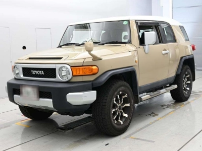 TOYOTA FJ CRUISER