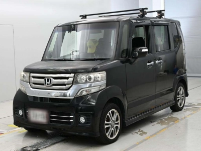 HONDA N BOX CUSTOM
