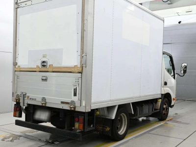 TOYOTA DYNA TRUCK