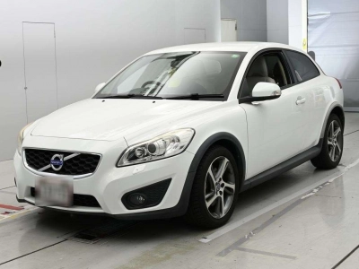 VOLVO C30