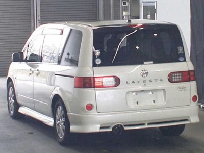 NISSAN LAFESTA