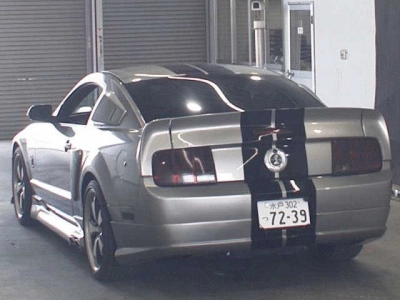 FORD MUSTANG