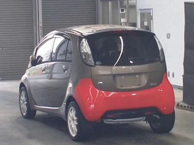 MITSUBISHI I