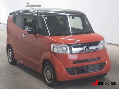 HONDA N-BOX SLASH