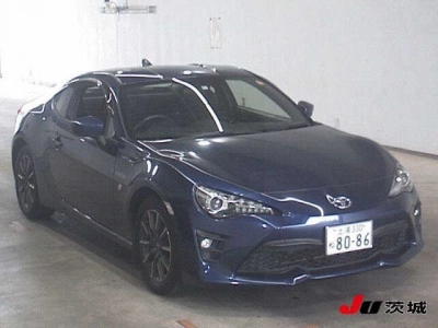 TOYOTA 86