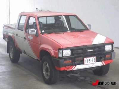 NISSAN DATSUN