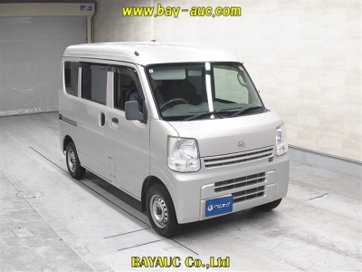 NISSAN CLIPPER VAN