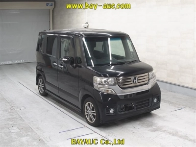 HONDA N BOX CUSTOM