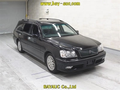 TOYOTA CROWN ESTATE