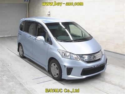 HONDA FREED HYBRID