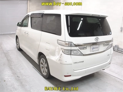 TOYOTA VELLFIRE