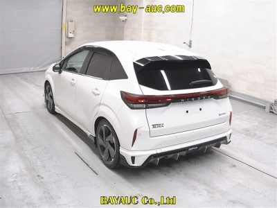 NISSAN AURA