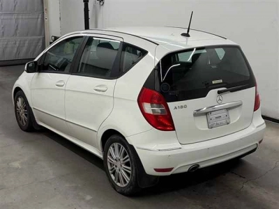 MERCEDES BENZ A CLASS