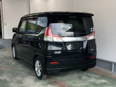 MITSUBISHI DELICA D:2