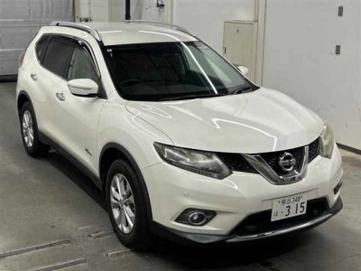 NISSAN X-TRAIL