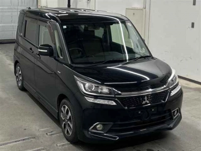 MITSUBISHI DELICA D:2