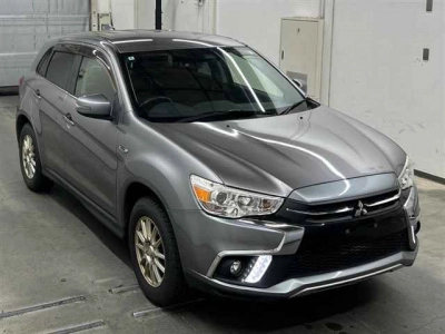 MITSUBISHI RVR