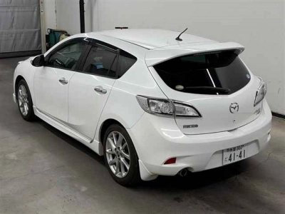 MAZDA AXELA SPORT