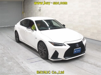 LEXUS IS