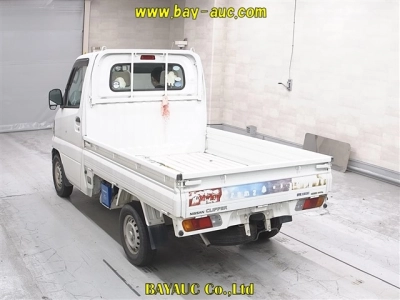 NISSAN CLIPPER TRUCK