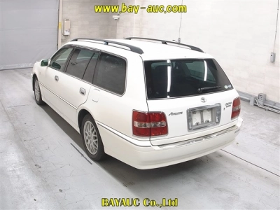 TOYOTA CROWN ESTATE