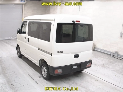 TOYOTA PIXIS VAN