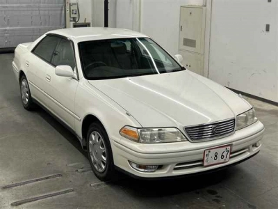 TOYOTA MARK II
