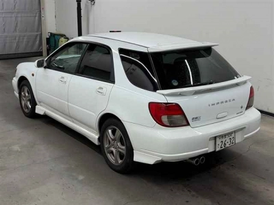 SUBARU IMPREZA