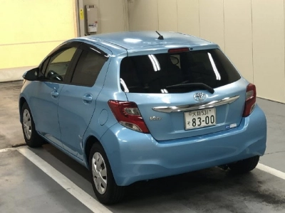 TOYOTA VITZ