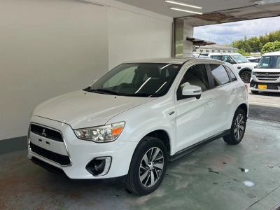 MITSUBISHI RVR