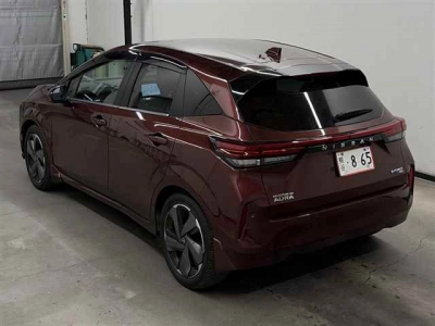 NISSAN AURA
