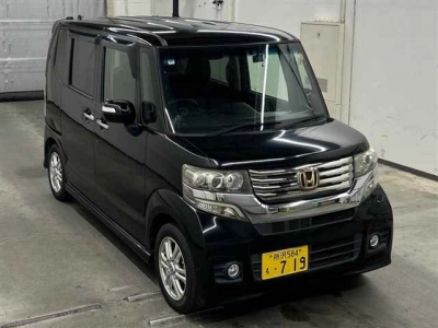 HONDA N BOX CUSTOM