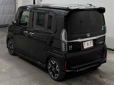 HONDA N BOX CUSTOM