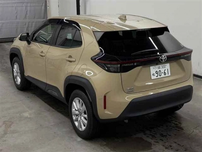TOYOTA YARIS CROSS