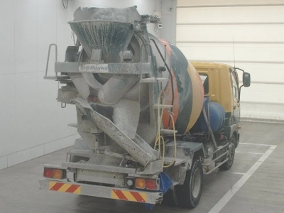 MITSUBISHI FUSO FIGHTER