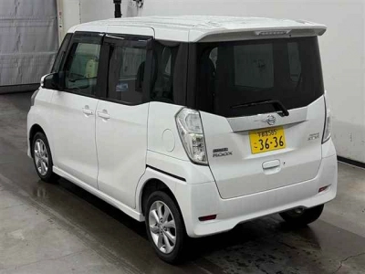 NISSAN DAYZ ROOX