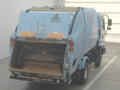 ISUZU FORWARD