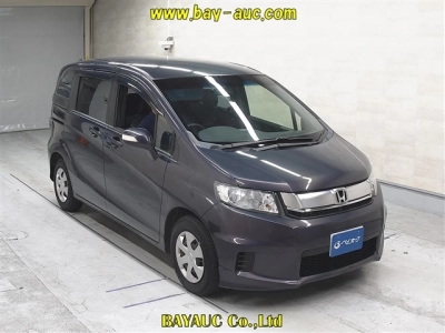 HONDA FREED SPIKE