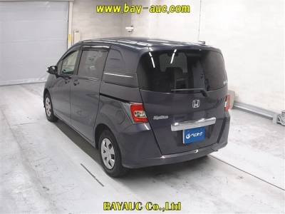 HONDA FREED SPIKE