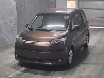 TOYOTA SPADE